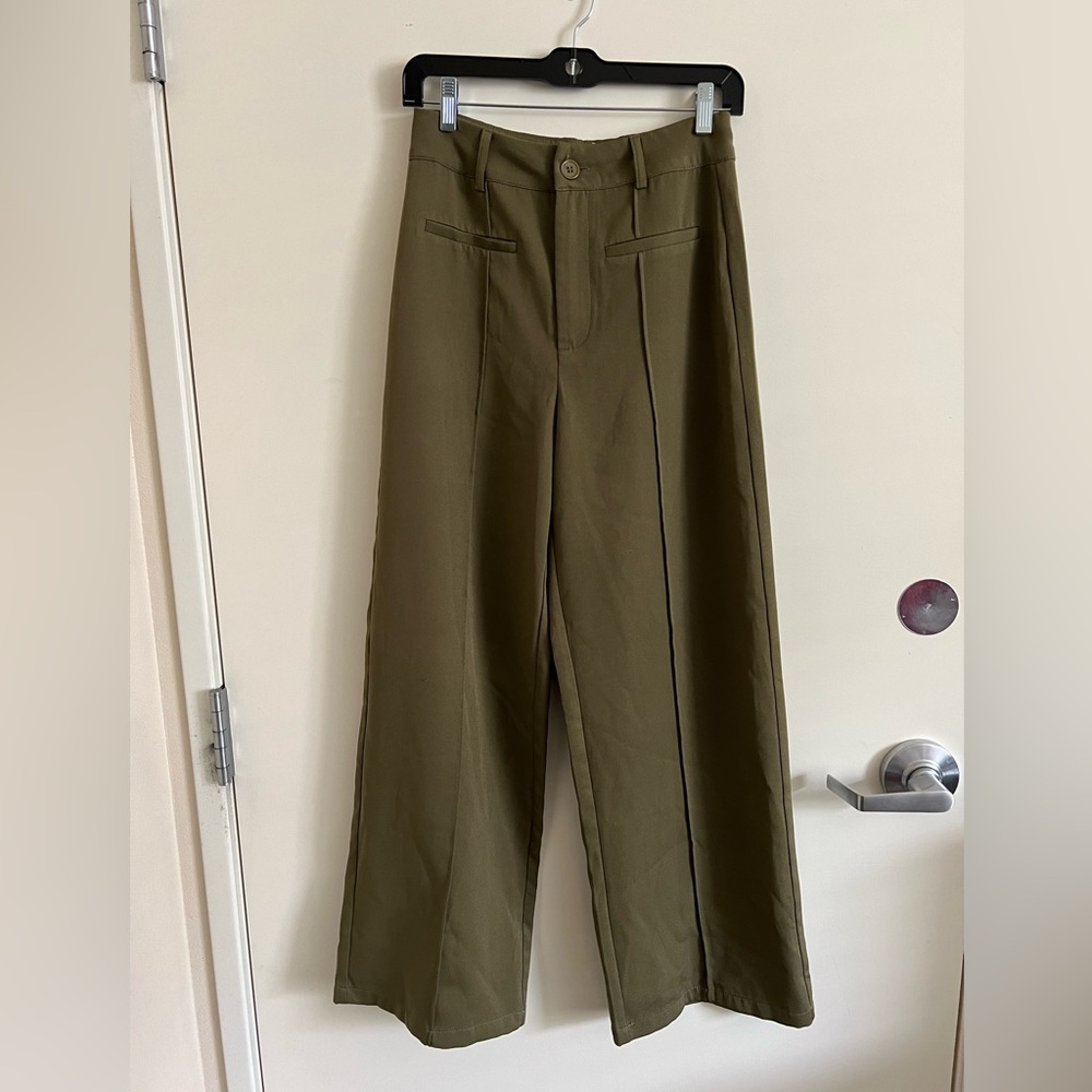 Olive Green Wide Leg Trousers- Women’s Medium